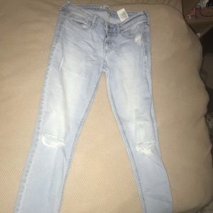 Hollister light washed ripped skinny jeans